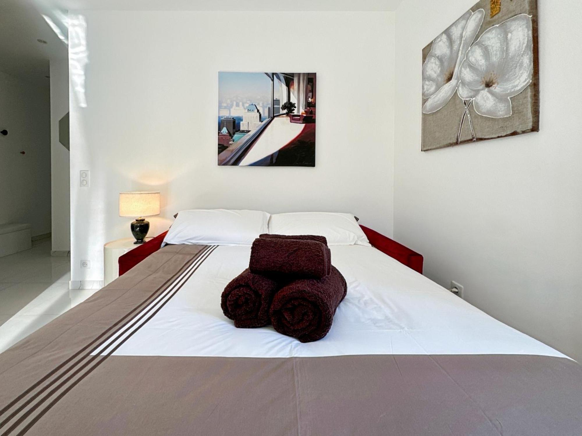 Tivoli 3 - Renovated 2 Bedrooms Appartment, Nice Terrace, Monaco Border, 5Mn From Casino Monte Carlo Beausoleil Luaran gambar